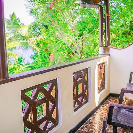 Yoho Villa Sea View Мириса Екстериор снимка