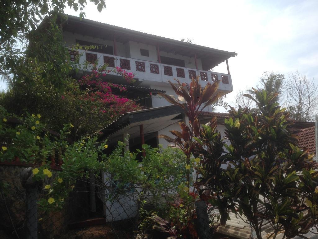 Yoho Villa Sea View Мириса Екстериор снимка